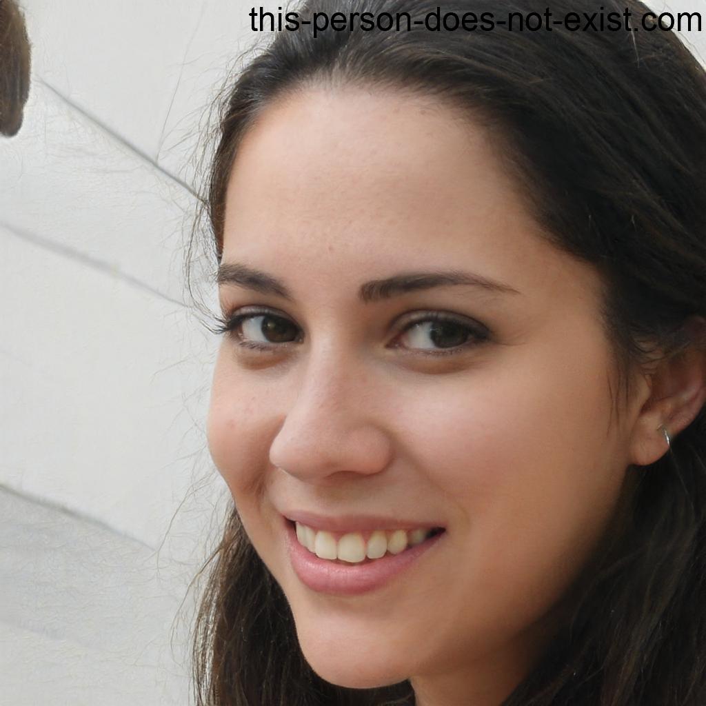 <em>Laura Paredes</em>